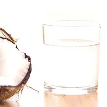 Koristi in možna škoda kokosove vode